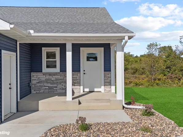 415 Finvold Street, Woodville, WI 54028
