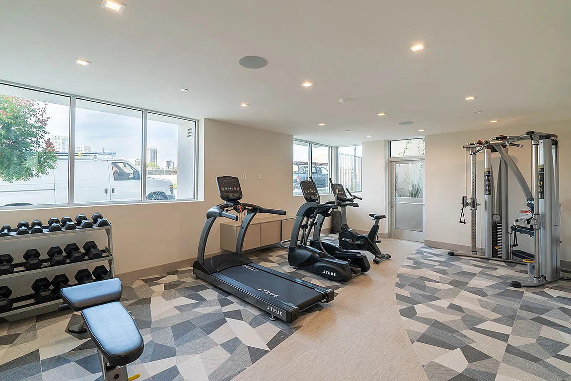 Century Prime Apartments — Photo 4