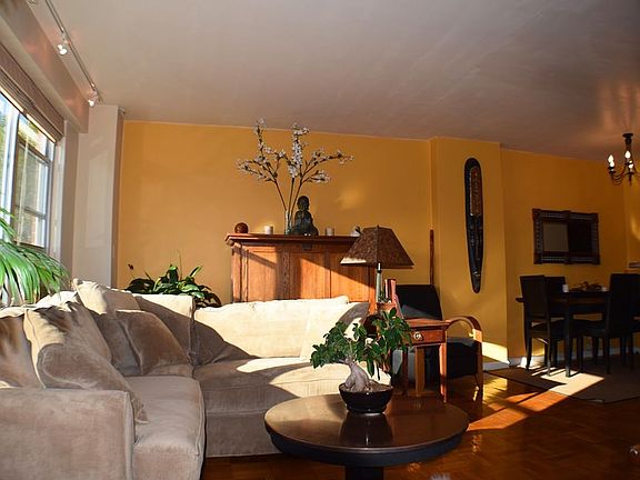 2nd image of 575 Grand St #F607