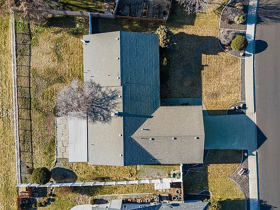 5th image of 2417 Michael Ave