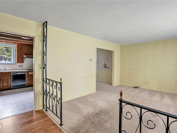 3rd image of 9104 Prestondale Ave