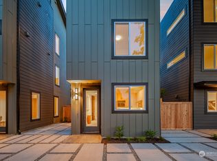 111 N 105th St, Seattle, WA 98133