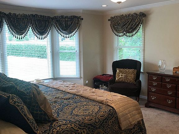 Spacious master bedroom