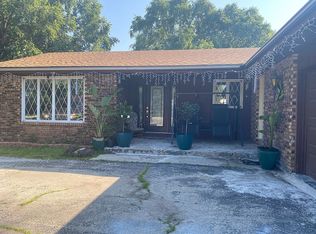 943 Gerald Ave, Saint Anne, IL 60964