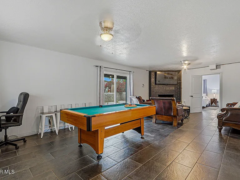 5912 Delta Dr — Photo 7