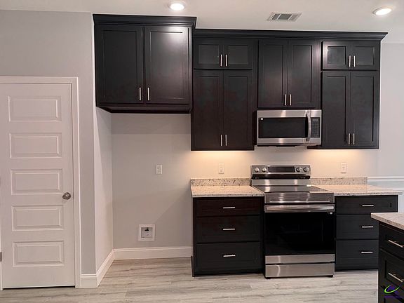 5th image of 238 Wood Oak Cir