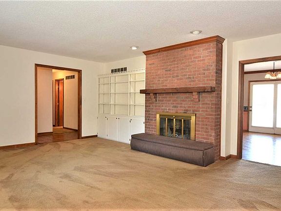 5th image of 10344 Tecumseh Dr