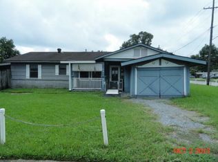 1213 David Dr, Metairie, LA 70003