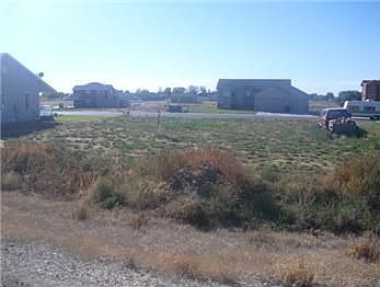 4th image of 216 Pine Crest Pl