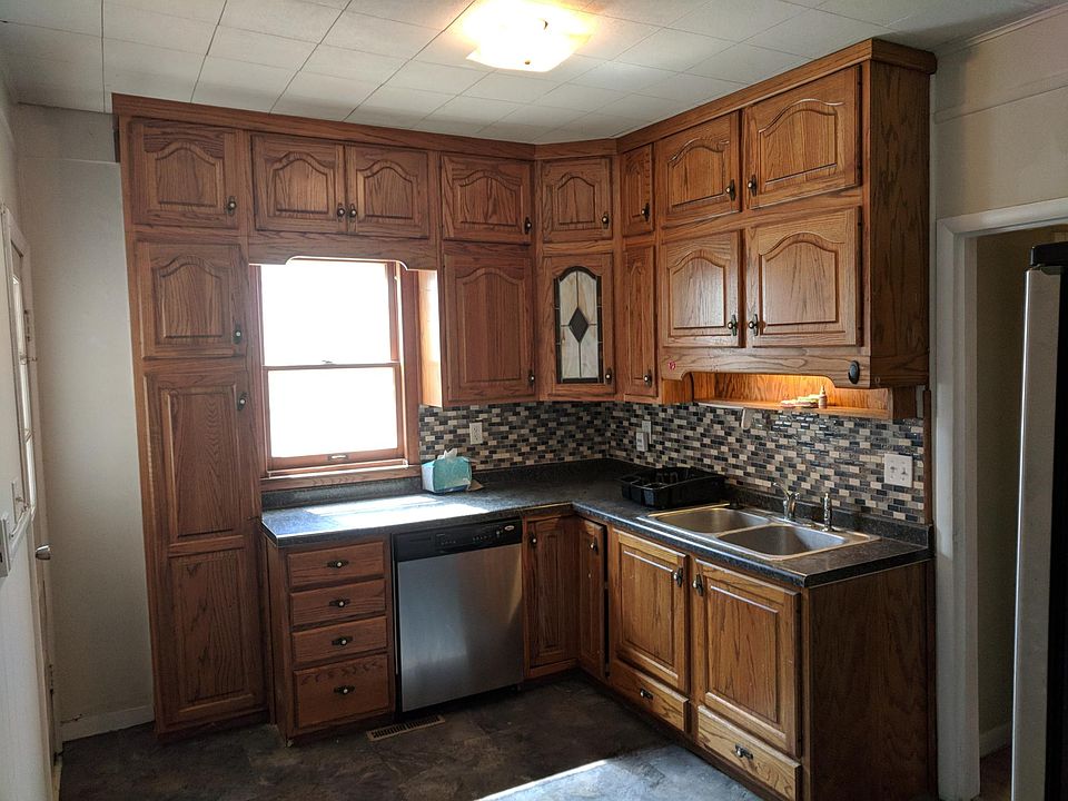 1st image of 1202 Highland Ave