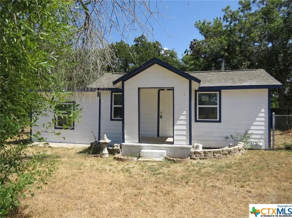 631 White Ave, Rockdale, TX 76567