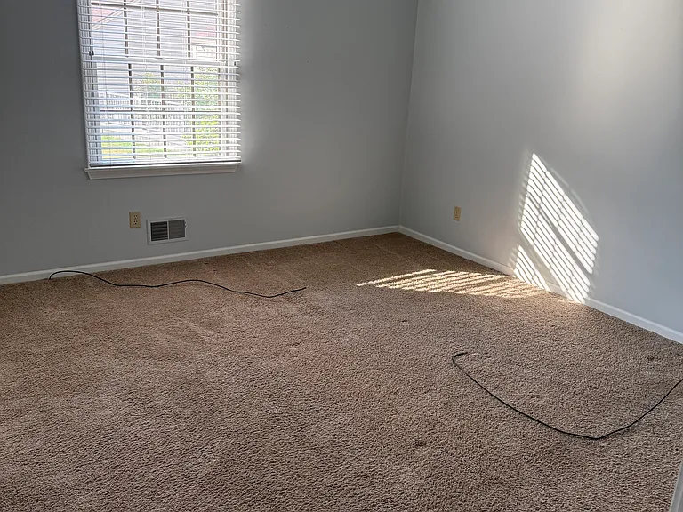 9413 Woodland Ct — Photo 6