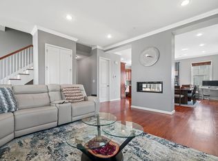 49 Roosevelt Dr, Wood Ridge, NJ 07075