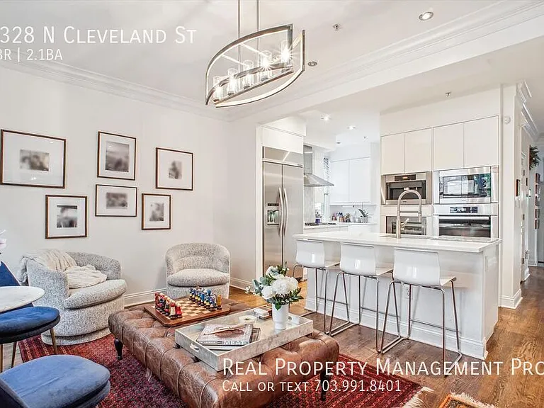 1328 N Cleveland St — Photo 16