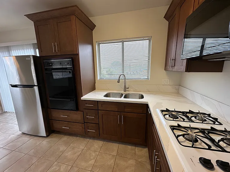 840 Haverford Ave #7 — Photo 11