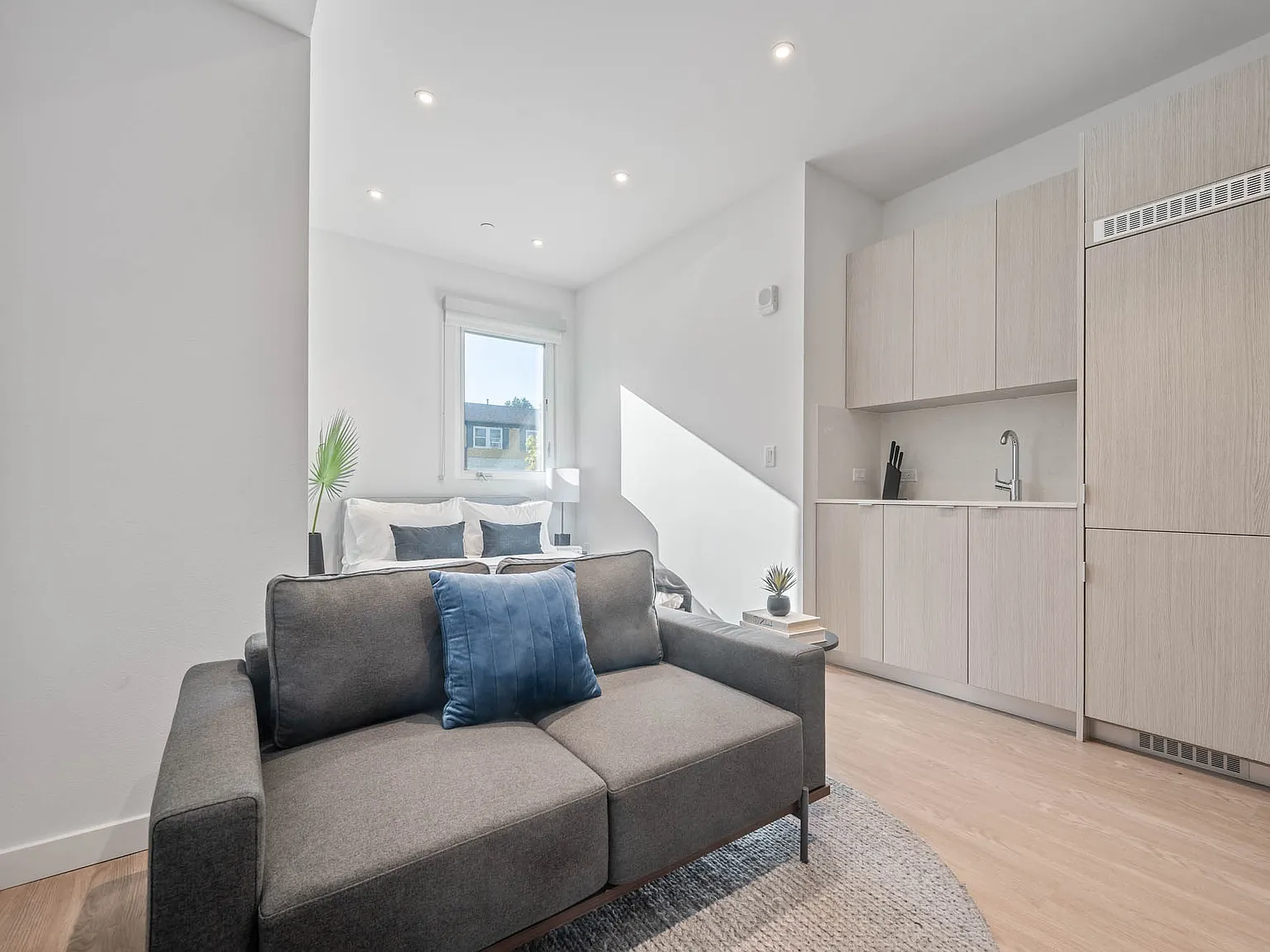 ~4 Weeks Free + $500 Off~ Incredible Studio With Gorgeous Floors And In-Unit Laundry ~ In Beautif... — Photo 2
