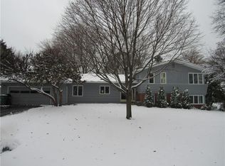 555 Bonnie Brae Ave, Rochester, NY 14618