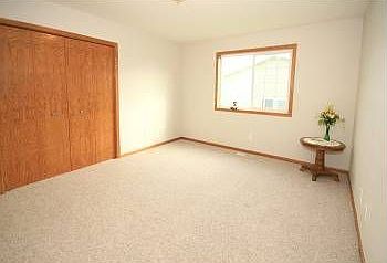 2nd image of 117 Century Ln