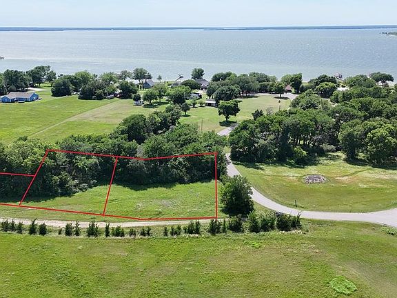 5th image of Tawakoni Dr