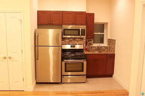 Rented by Bedford Brownstone Realty | media 38