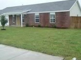 801 SW Cabriolet Ave, Bentonville, AR 72712