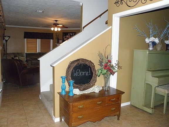 2nd image of 1114 Waynesboro Ct