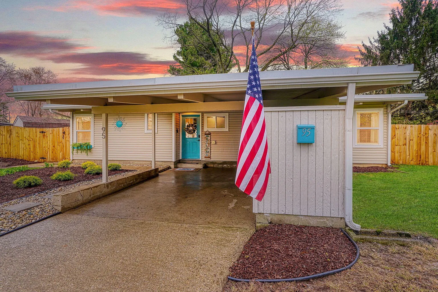 95 Jahn Ct photo 1
