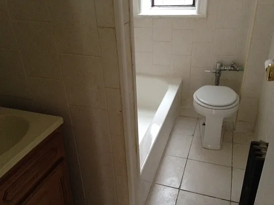 Rented by Premier Metro Realty Corp | media 53