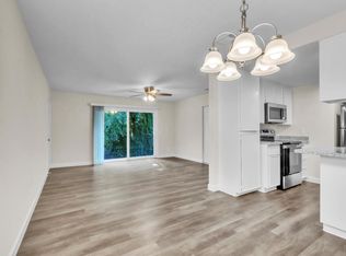 128 Del Rio Ct APT 4, Vacaville, CA 95687