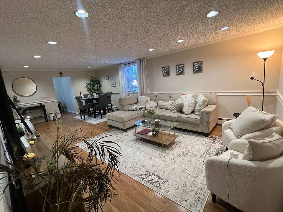 1st image of 52 Boltis St #G1