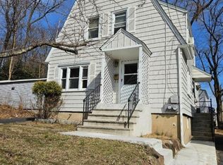 15 Glennon Pl, West Orange, NJ 07052