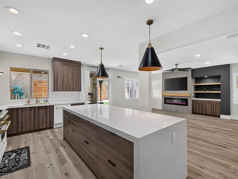 151 Sandy Bunker Ln — Photo 7