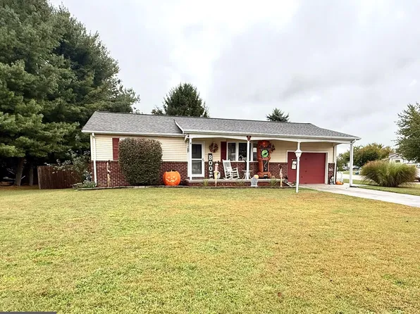 62 Allen Dr, Hanover, PA 17331