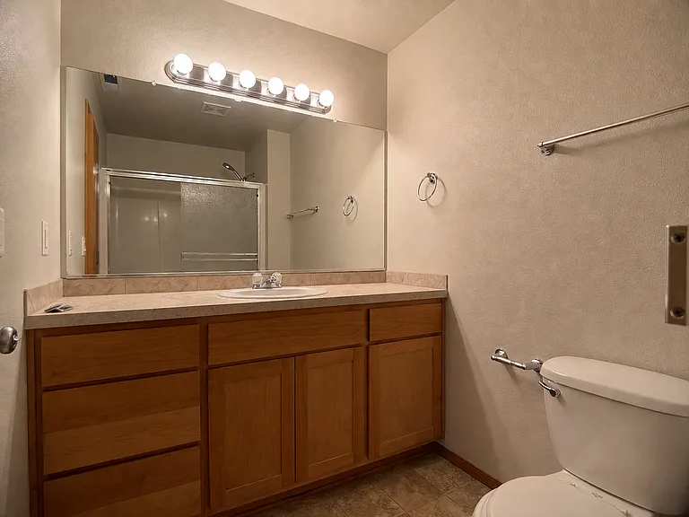 4825 NE 124th Ct — Photo 19