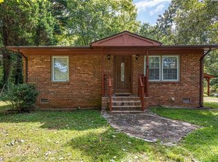 2016 Deep River Rd, High Point, NC 27265