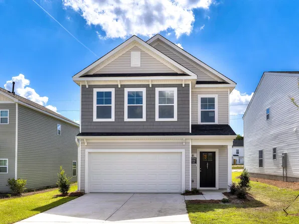 194 Laurinton Farms Dr, Hopkins, SC 29061
