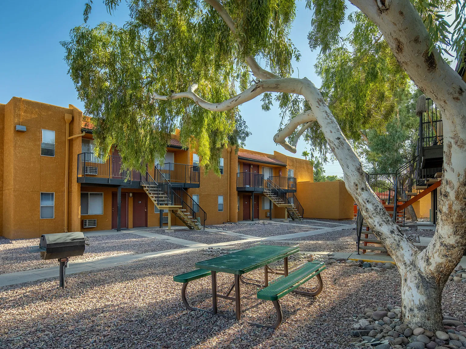 Parkview Apartments — Photo 3