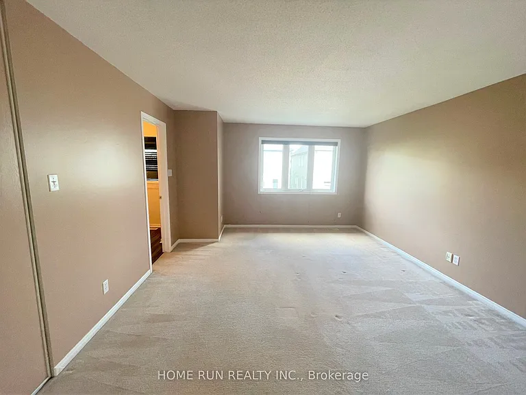 251 Meadowbreeze Dr — Photo 19