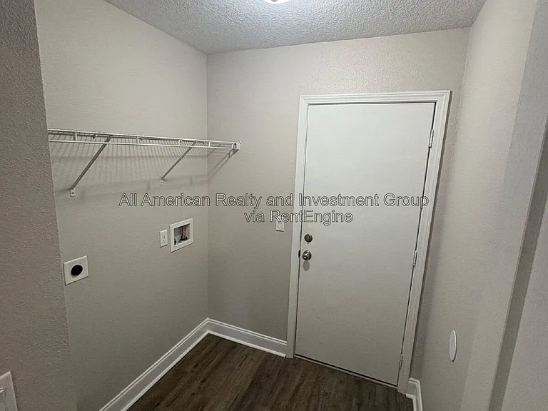 6255 Bullet Dr — Photo 14
