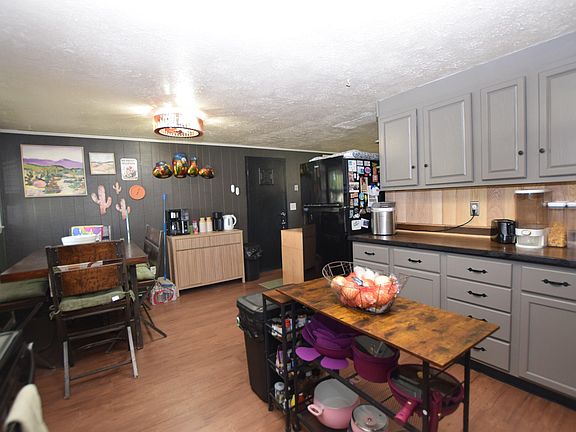 5th image of 1326 Grove St