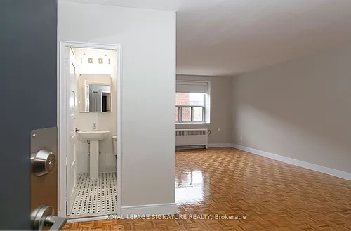 1291 Bayview Ave #306 Photo 1