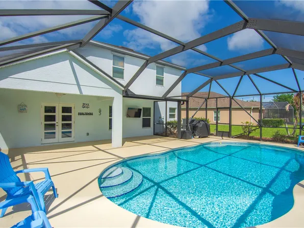 655 Valencia Cir SW, Vero Beach, FL 32968
