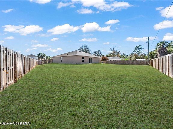 2nd image of 359 Hanford Rd SW