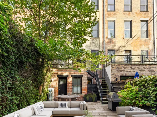 100 6th Avenue image 9 of 27