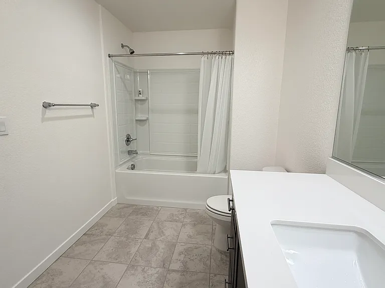 2500 Wildflower Sta #2500 — Photo 15