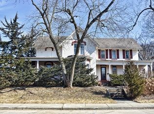 503 E Chicago St, Elgin, IL 60120