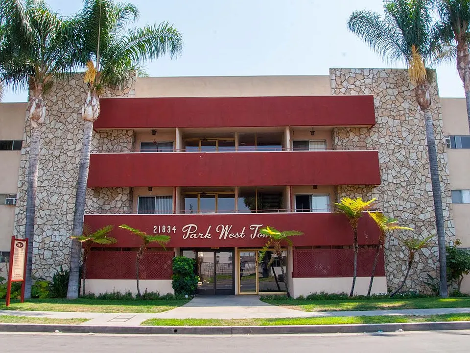 The Park West Towers Apts...Gorgeous Newly Remodeled Apartment!