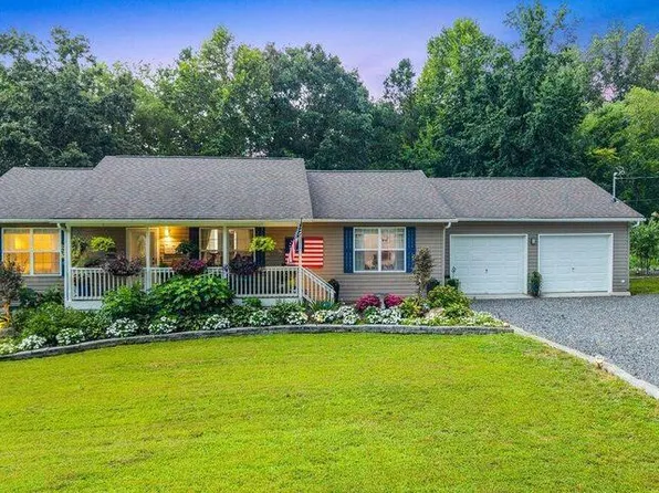 138 Ramsey Bridge Rd SE, Cleveland, TN 37323