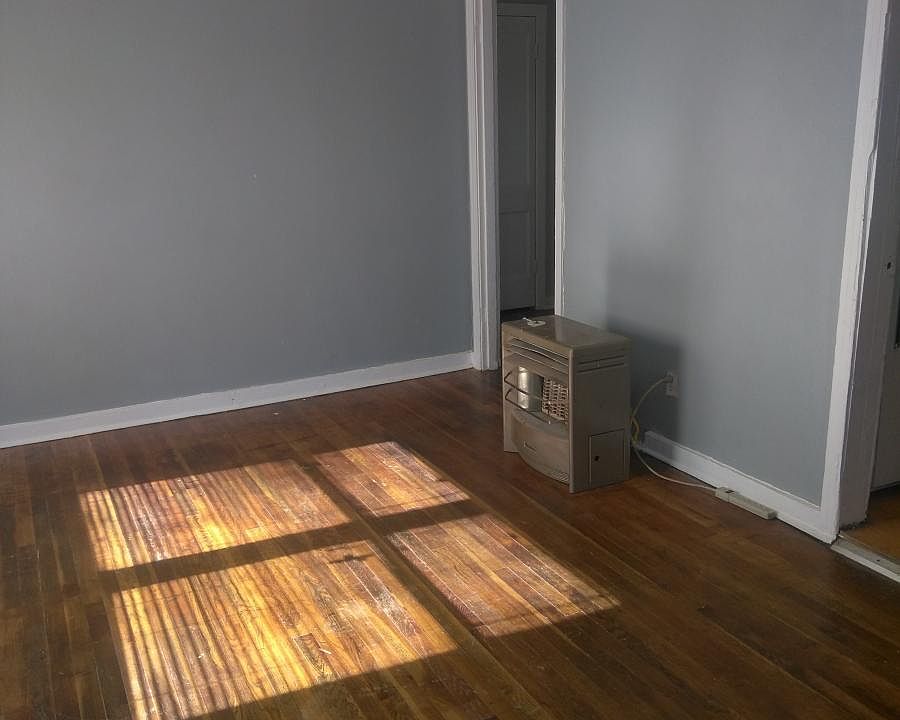 1st image of 2209 McGown Ave