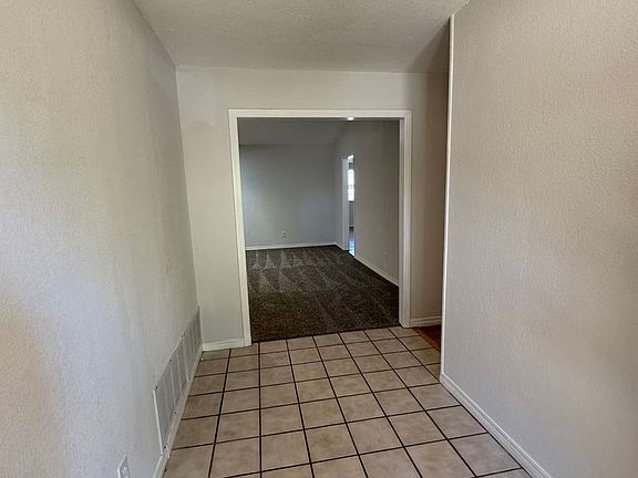 2nd image of 3303 Ault Dr